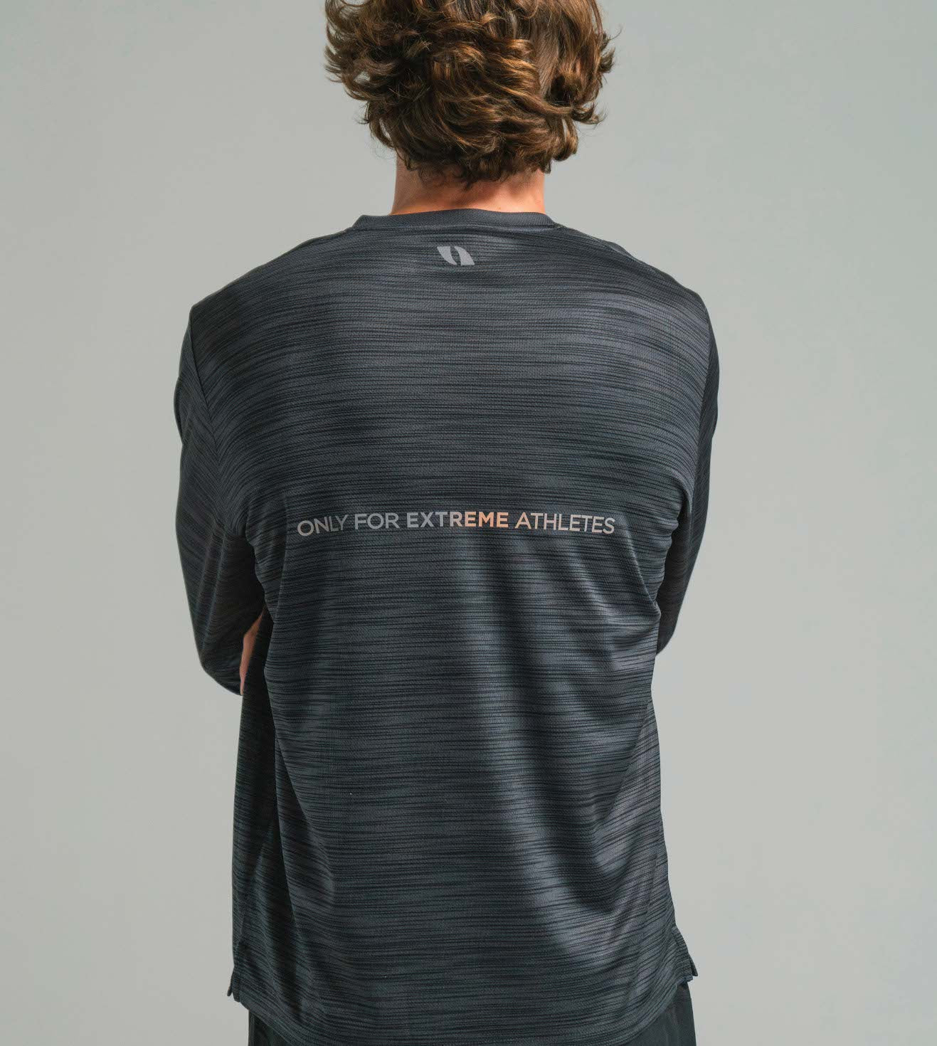 Camiseta Endurance Negra - Manga Larga